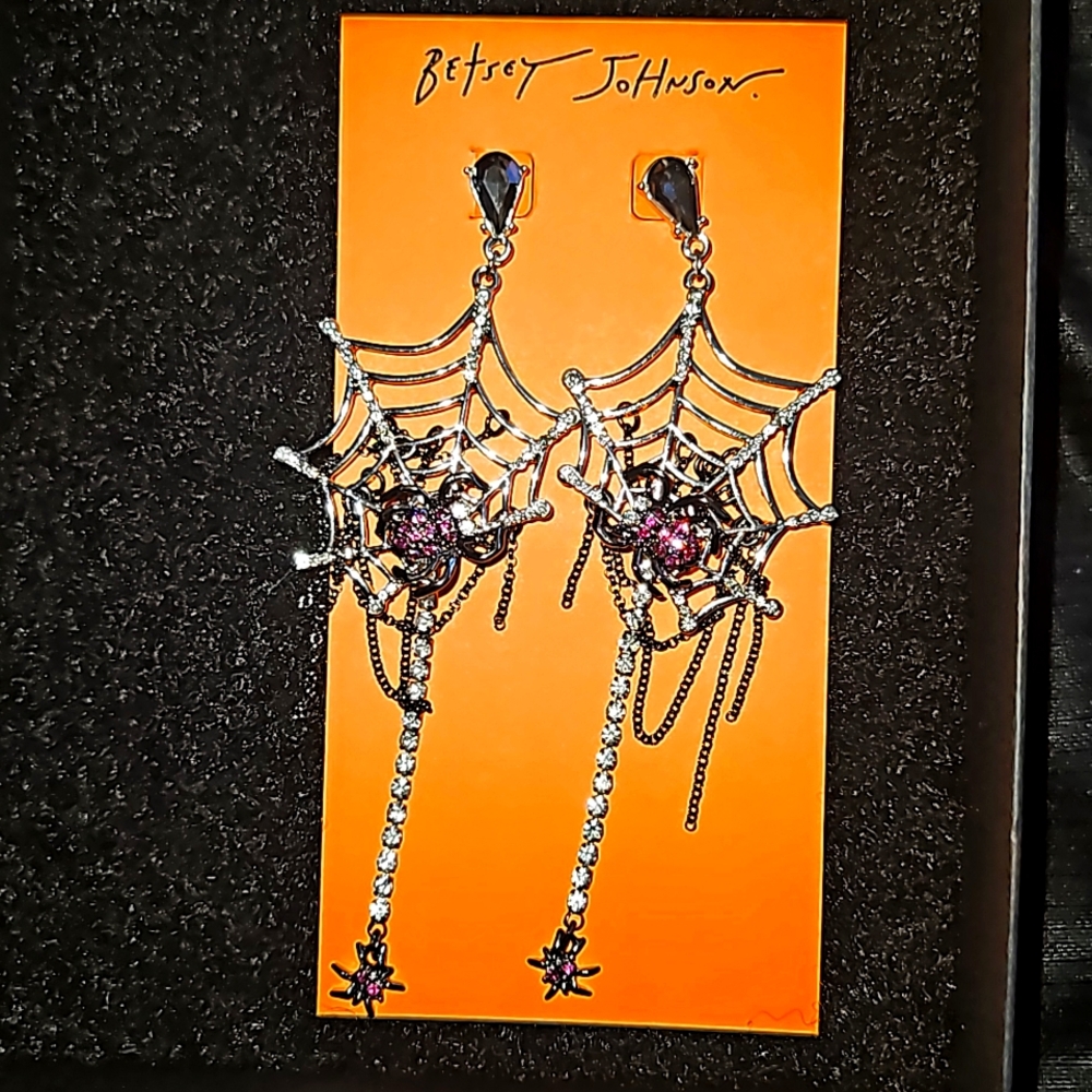 Betsey Johnson Dark Magic Silver Tone Spider Web & Spider Drop Earrings NWT